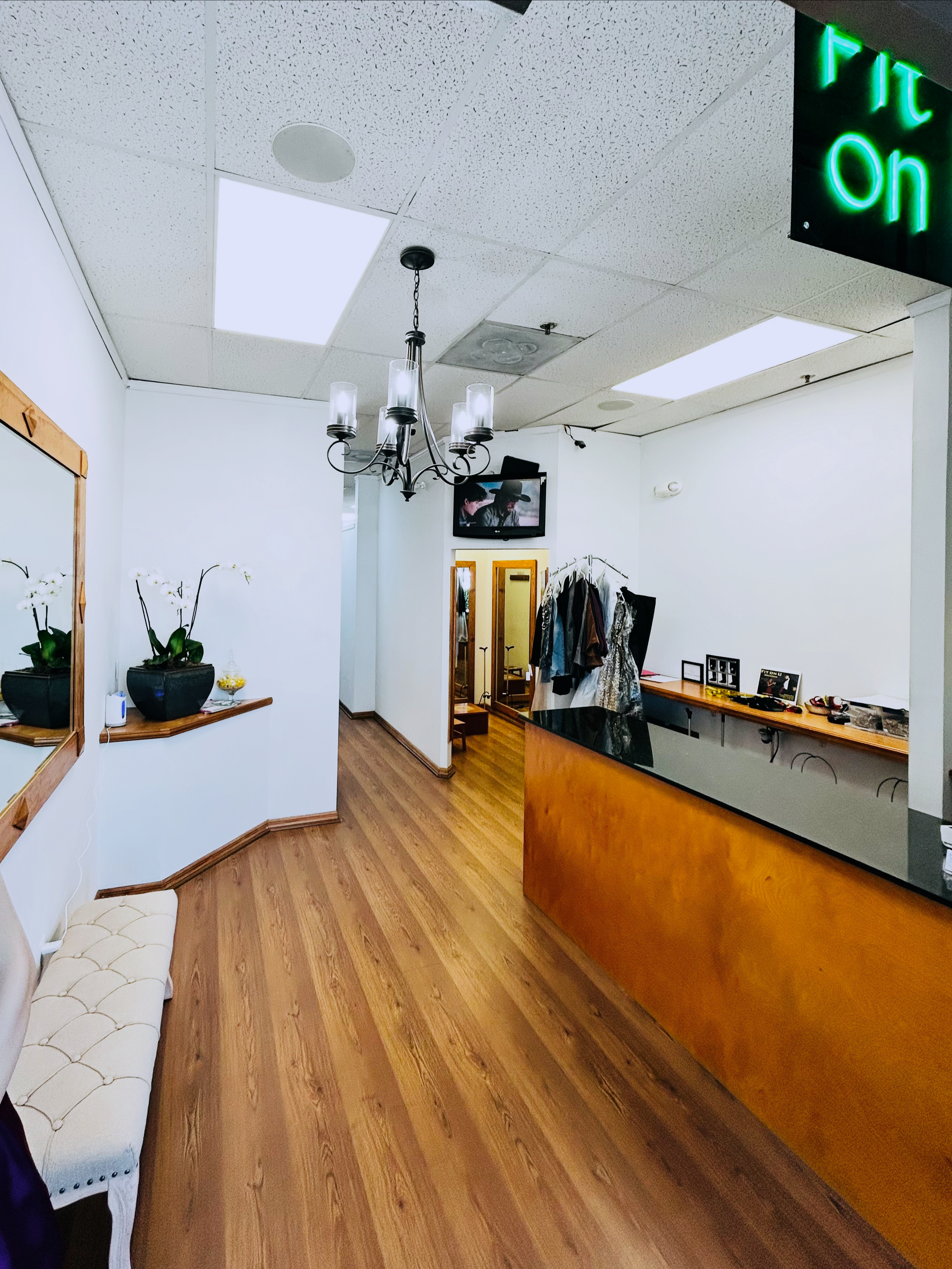Fit on U Alterations — Sewing & Alterations in 9774 Glades Rd suite a6, Boca Raton, FL 33434, USA